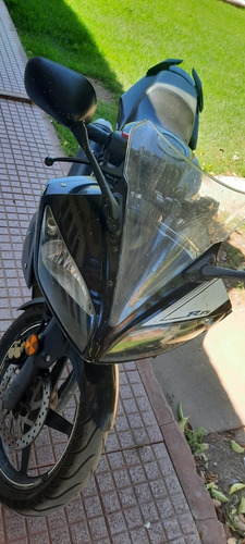 Yamaha R15