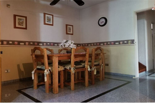 Casa 5 Ambientes - Terreno U.s.a.b. 2 Saavedra Dot