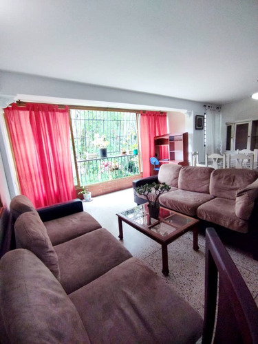 En Venta Apartamento  Duplex En La Hechicera 