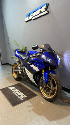 Yamaha-r1