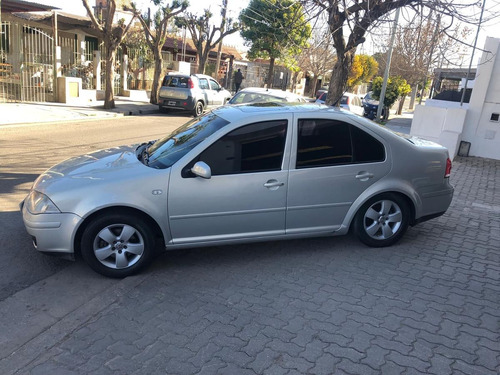 Volkswagen Bora 1.8 Highline T 180cv