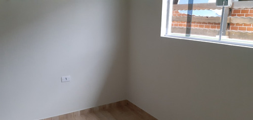 Casa De 4 Cômodos Para Alugar Em Suzano