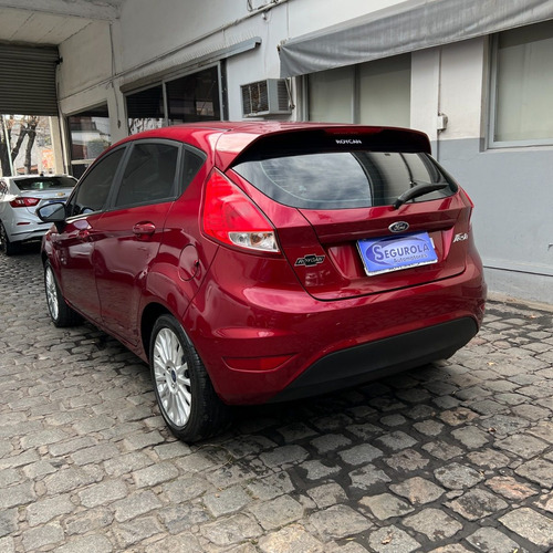 Imagen 4 de 15 de Ford Fiesta Kinetic Desing Se 5p Km: 85.000 Año: 2017