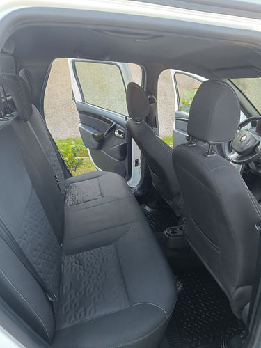 Renault Oroch Intens 2.0L Mt 4X2