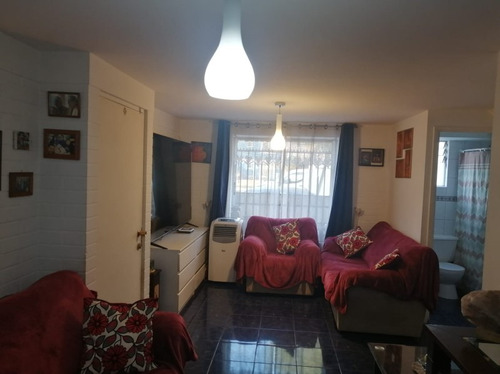 Vendo Amplia Casa 5d-3b Barrio Tranquilo Y Seguro