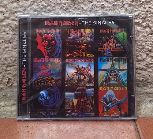 Iron Maiden - The Singles (cd).