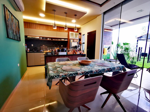 Duplex Amoblado Con Piscina En El Barrio Santa María: 3 Habitaciones Y 3 Baños