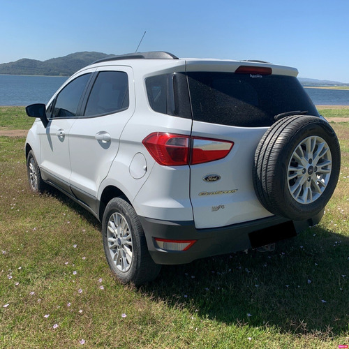 Imagen 5 de 11 de Ford Ecosport 2016 1.6 Se 110cv 4x2