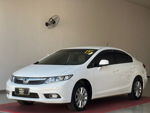 Imagem 3 de 16 de Honda - Civic 1.8 16v 4p Flex Lxs