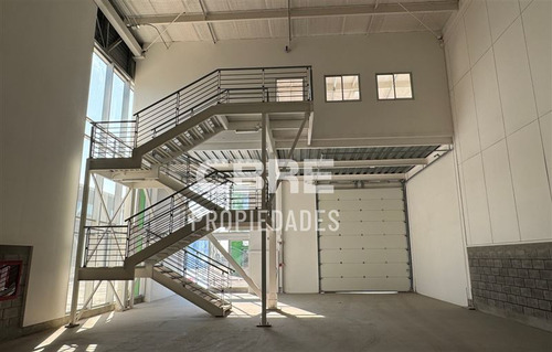 Bodega En Arriendo En Miraflores