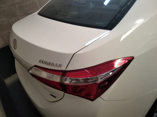 Toyota Corolla Xli M/t (2015)