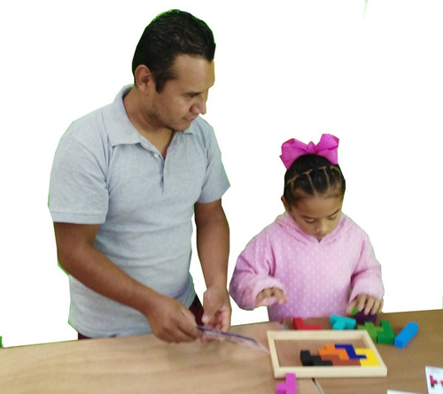Imagen 3 de 8 de Ingeniacrea: Pentominó De Madera Puzzle 3d Con Caja