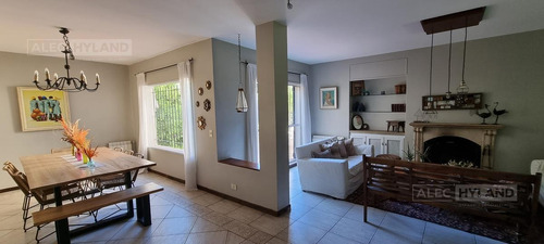 Imagen 6 de 30 de Casa En Venta Con Muchos Ambientes, 6 Dormitorios Y Pileta - Las Lomas-santa Rita, San Isidro
