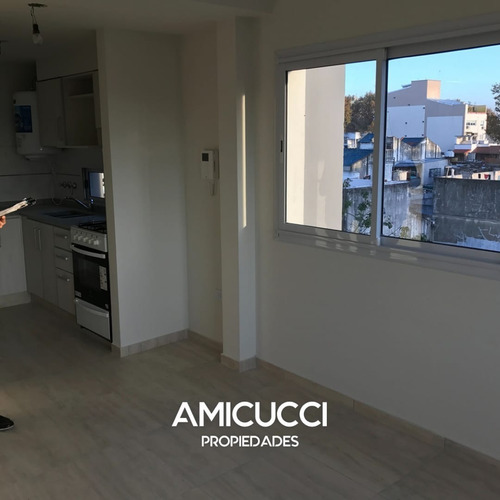 Imagen 1 de 6 de Departamento En San Martin