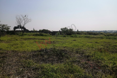 Terreno En Venta Ideal Para Inversión En Libramiento Ahuilican Oaxtepec, Morelos