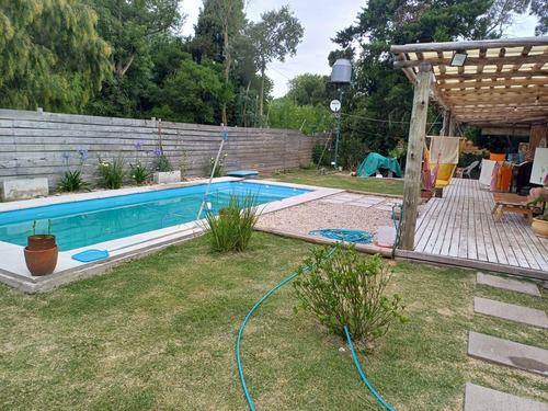 Casa En Venta - 3 Dormitorios 2 Baños - Cochera - 600mts2 - Verónica