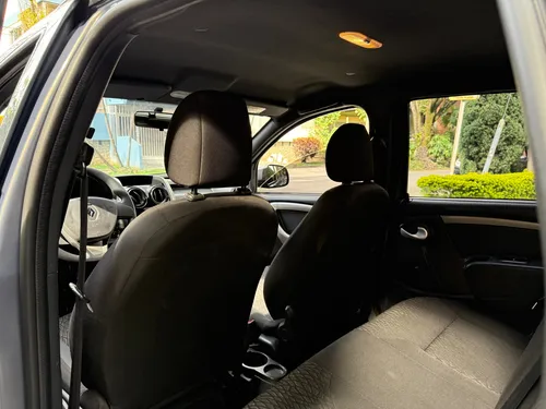 Renault Duster Oroch 2.0 Intens 4x2 Mec.