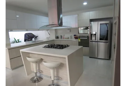 Venta De Casa En Condominio De 330mts2 Jamundí, Valle Del Cauca 6897.