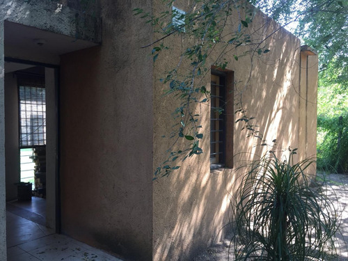 Imagen 3 de 19 de Casa Venta Villa Allende Jardin De Epicuro