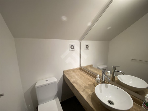 Casa En Venta De 3 Dorm. En Chamisero Colina