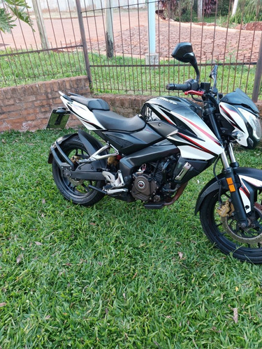 Imagen 15 de 15 de Bajaj Rouser Ns 200