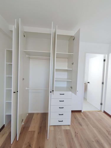 Casa Remodelada, Excelente Conexión 3d+3b+2e, Belloto Centro
