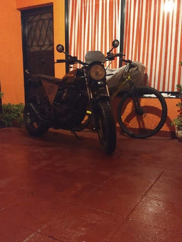 Imagen 8 de 15 de Suzuki Gixxer 150 Cafe Racer Custom Tracker
