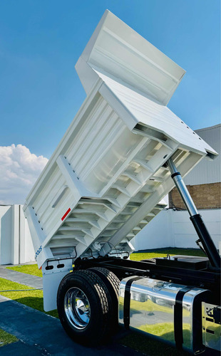 Volteo 7m3 Camion Rabon Volvo Vnr 2019