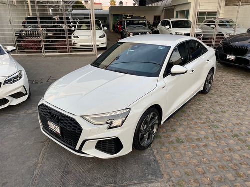 Audi A3 2.0 Sedán 40 Tfsi S Line At Dsg