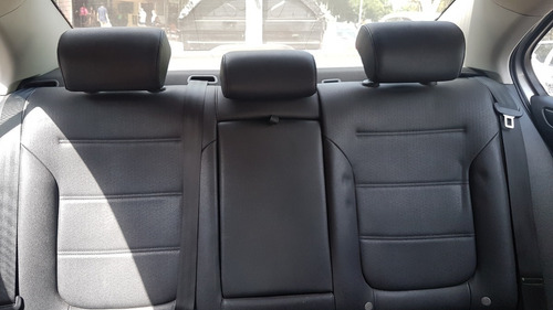 Volkswagen Vento Luxury 2.5 - Impecable!