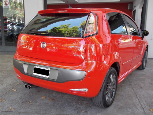 Fiat Punto 1.6 16v Sporting Uconnect + Nav 2016 Carbone