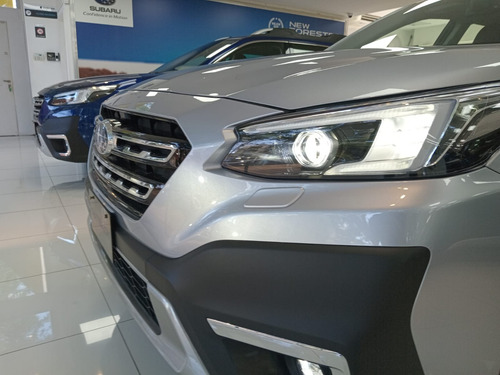 Subaru Outback 2.5 Limited Es