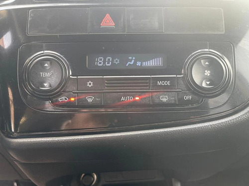 Mitsubishi Outlander 4x2