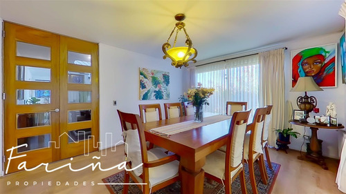 Cómoda Casa En Venta De 3d Y 3b, En Lo Barnechea