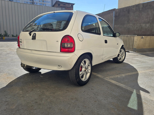 Chevrolet Corsa Hb Ml 1.6L Swing Cd