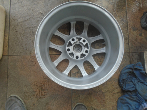 Vendo Rin #16 De Chery Tiggo De Alñuminio, 5 Huecos
