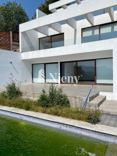 Casa Venta 4 Dor / 5 Baños / Vista / Mayflower