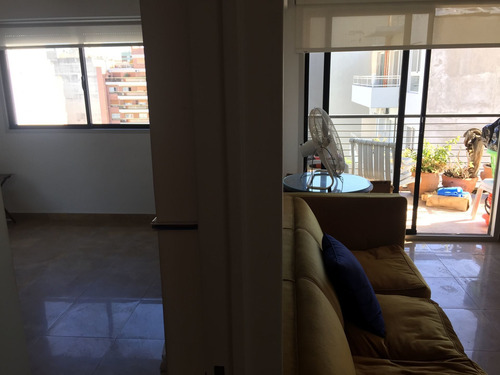 Venta 2 Amb. Con Balcón, Pileta, Muy Luminoso
