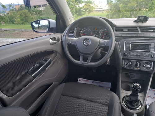 Imagem 10 de 15 de Volkswagen Voyage Cl 1.6