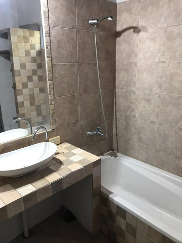 Casa En Venta - 2 Dormitorios 1 Baño - General Rodríguez