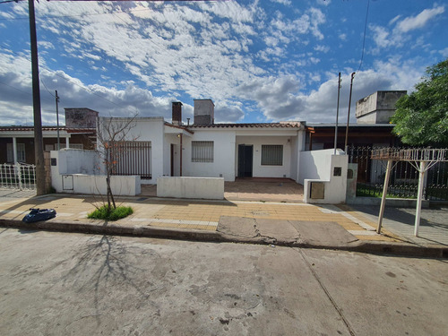 Residencial America - Venta Casa - Arequipa 1247
