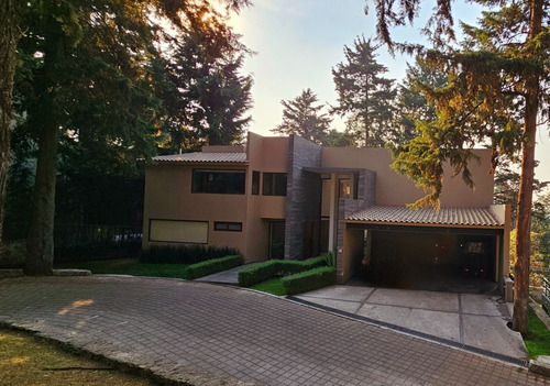 Casa En Venta En Club De Golf Los Encinos Nueva