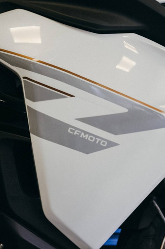 Cf Moto 650 Gt - Bbva - Santander - Ninja - 3/6 Tc