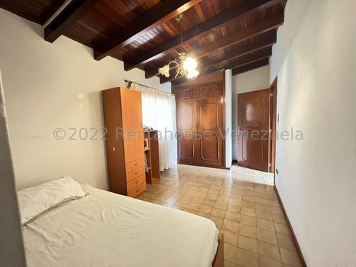 Imagen 8 de 16 de Mayerling Gonzalez Bm Vende Casa Mls #22-27856