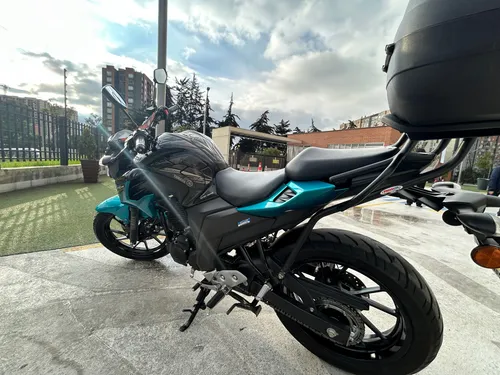 Yamaha Fz25 2023 Con 13,000km Soat Y Primer Tecno Julio 2025
