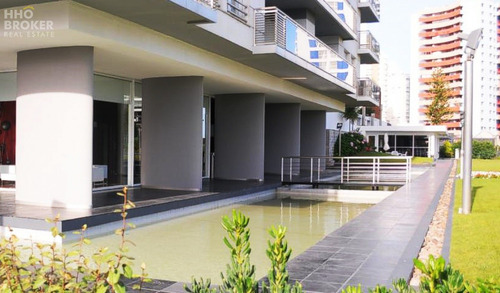 Apartamento En Venta Y Alquiler Torre Manhattan. Punta Del Este. Aidy Gril.