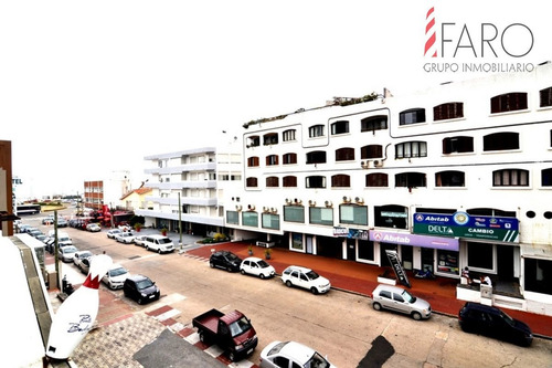 Imagen 2 de 30 de Apartamento En Mansa 3 Dormitorios Con Terraza - Punta Del Este Mansa