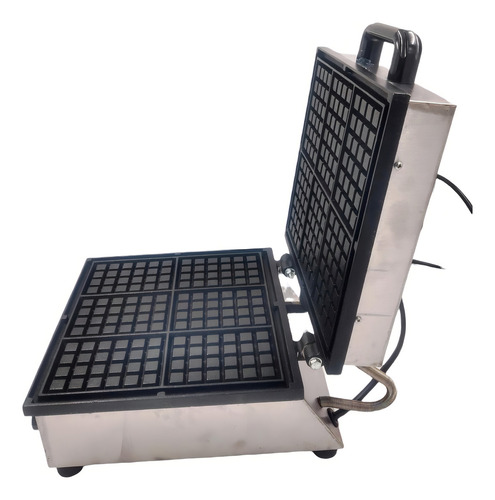 Maquina De Waffle Profissional Com Teflon Especial 6 Waffles