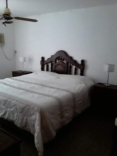 Imagen 13 de 20 de Casa Y Local En Pque Velez Sarsfield Us 125.000