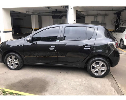 Imagem 7 de 12 de Renault Sandero 2017 1.0 16v Expression Hi-flex 5p